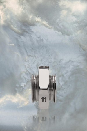 Maison Margiela Bolt And Nut Ridged Earring Silver | USA_MM99359