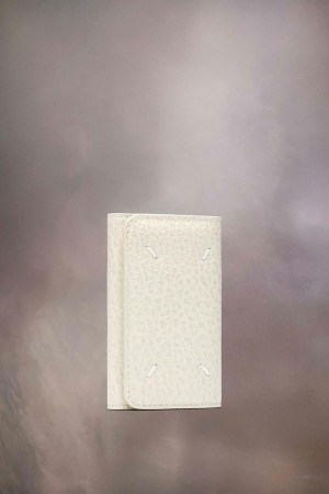 Maison Margiela Four Stitches Key Holder White | USA_MM38646