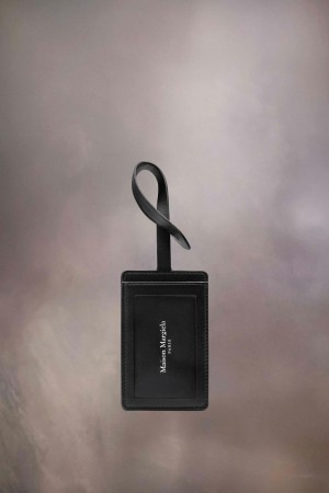 Maison Margiela Four Stitches Luggage Tag Black | USA_MM83181