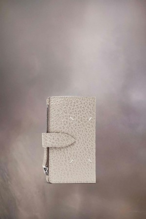 Maison Margiela Four Stitches Zip Wallet White | USA_MM17022