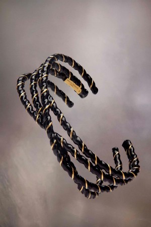 Maison Margiela Laces Cuff Black | USA_MM34577