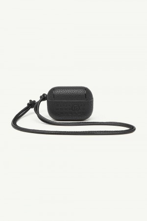 Maison Margiela Leather Airpods Case Black | USA_MM15798