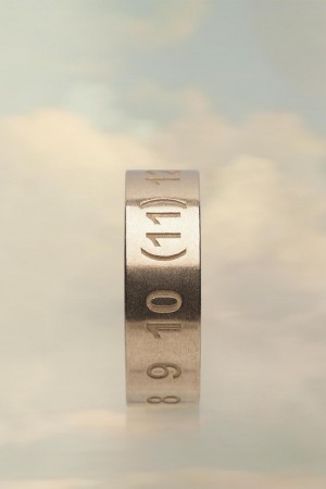 Maison Margiela Numerical Ring Gold | USA_MM84684