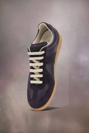 Maison Margiela Replica Sneakers Black | USA_MM42126