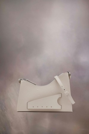 Maison Margiela Snatched Hobo Small White | USA_MM80918