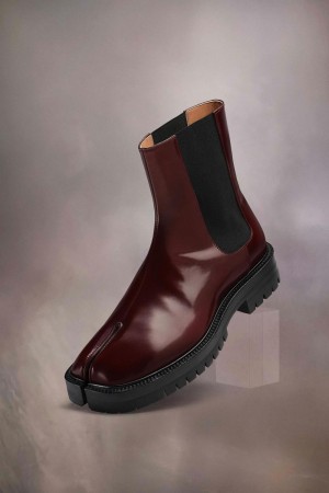 Maison Margiela Tabi Chelsea Boot Red | USA_MM78211