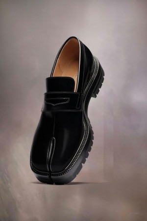Maison Margiela Tabi Loafers Black | USA_MM56146