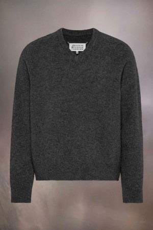 Maison Margiela Washed Lambswool V-neck Sweater Dark Grey | USA_MM83422