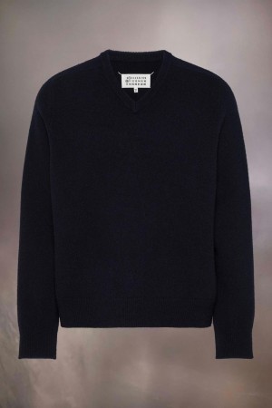 Maison Margiela Washed Lambswool V-neck Sweater Black | USA_MM88831
